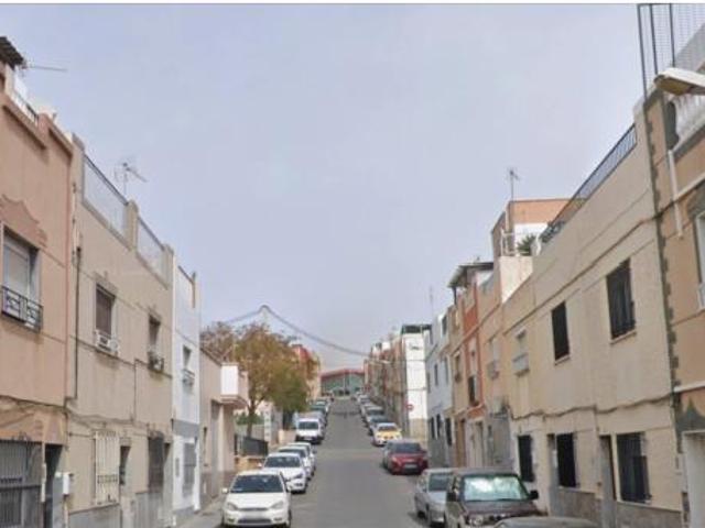 Casa en venta en San Luis, Almería