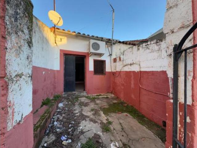 Casa en venta en Almoharín, Extremadura