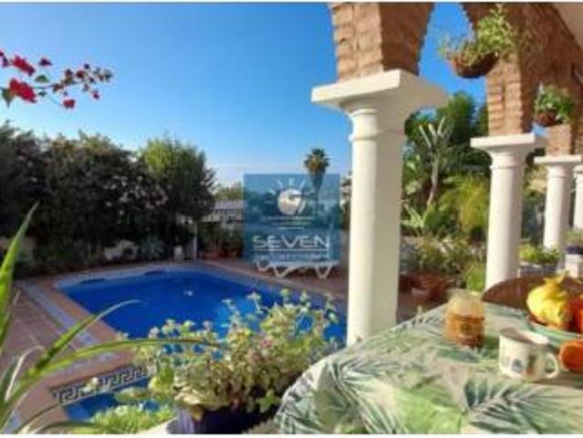 Casa en venta en Urbanización La Noria, Almuñécar