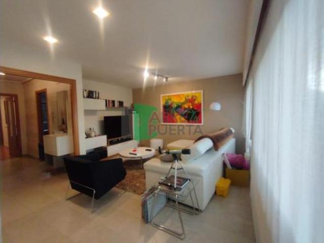 Casa en venta en Amoeiro, Ourense
