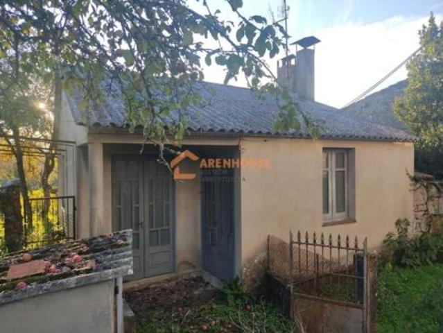 Casa en venta en Amoeiro, Ourense