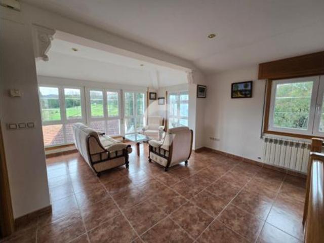 Casa en venta en Amoeiro, Ourense