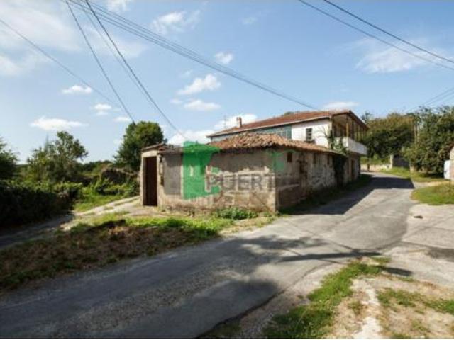 Casa en venta en Amoeiro, Ourense