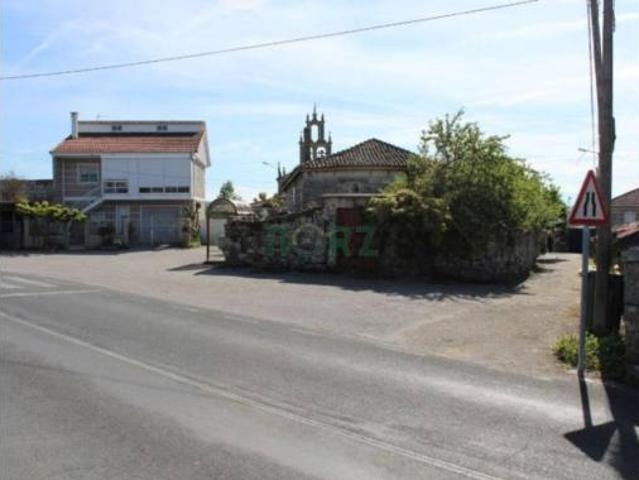 Casa en venta en Amoeiro, Ourense