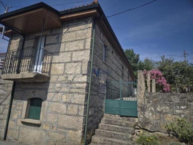 Casa en venta en Amoeiro, Ourense