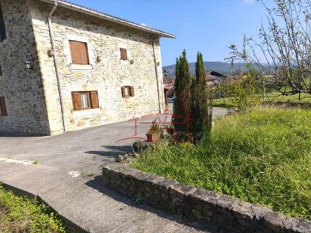 Casa en venta en Amorebieta-etxano, Guipúzcoa