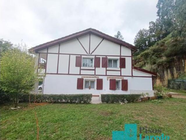 Casa en venta en Ampuero, Cantabria