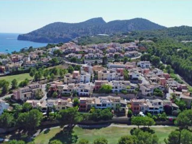 Casa en venta en es Camp de Mar, Andratx