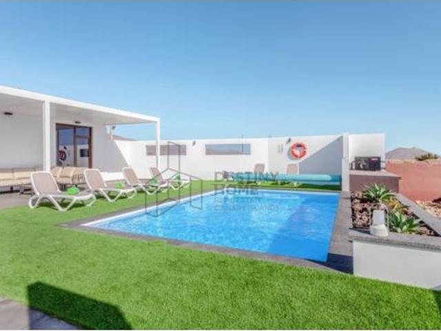 Casa en venta en Puerto del rosario, Canarias
