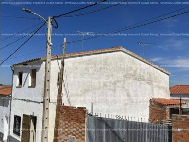 Casa en venta en Arabayona De Mógica, Castilla y León
