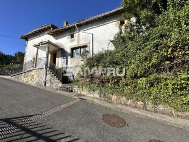 Casa en venta en Gorbeialdea, Guipúzcoa