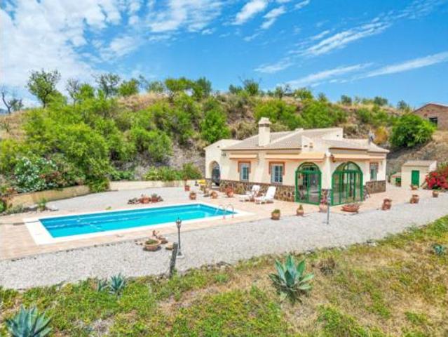 Casa en venta en Daimalos, La Axarquía