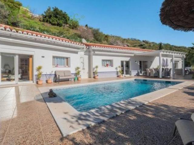 Casa en venta en La Axarquía, Andalucía