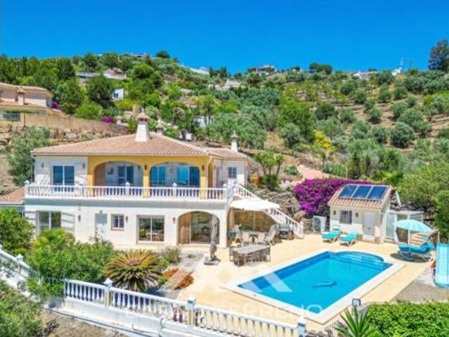 Casa en venta en Daimalos, La Axarquía