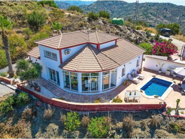 Casa en venta en La Axarquía, Andalucía
