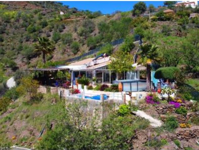 Casa en venta en La Axarquía, Andalucía