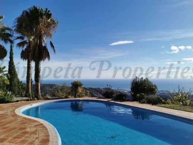 Casa en venta en La Axarquía, Andalucía
