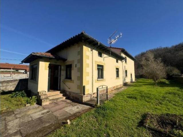 Casa en venta en Arenas De Iguña, Cantabria