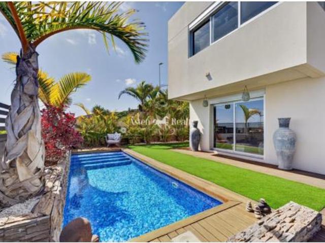 Casa en venta en Los Cristianos, Arona
