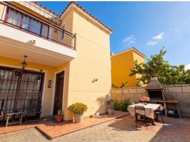 Casa en venta en Cho, Arona