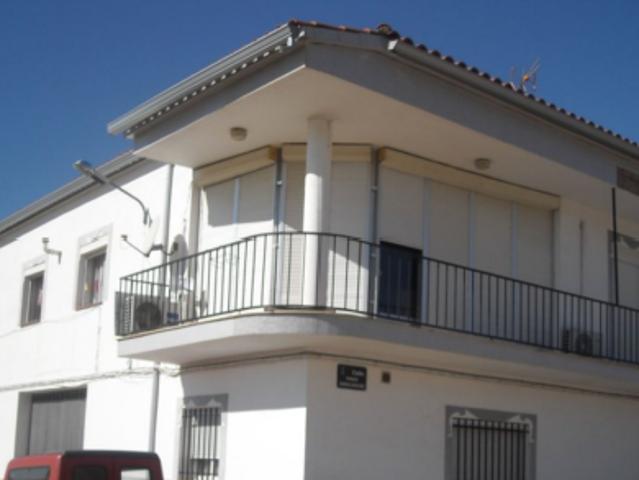 Casa en venta en Arroyo De San Serván, Extremadura