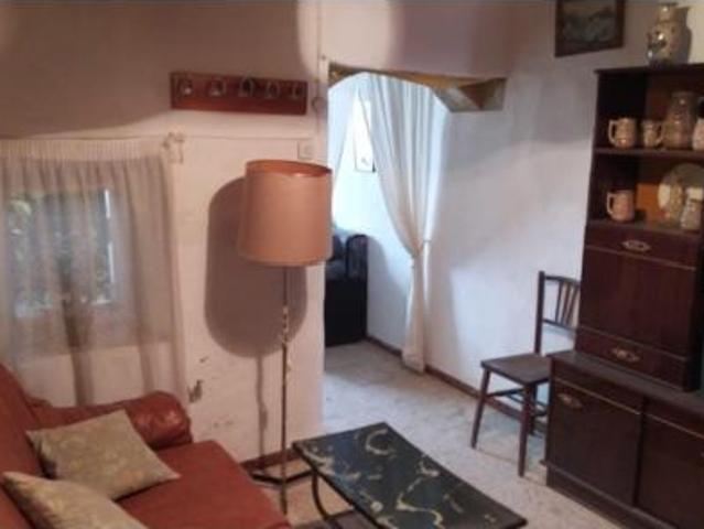 Casa en venta en Arroyomolinos De León, Huelva