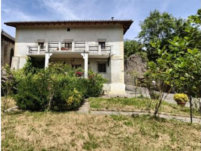 Casa en venta en Artziniega