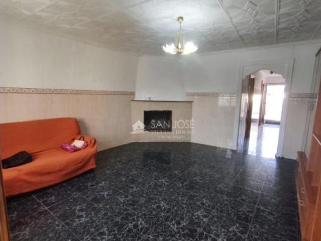 Casa en venta en el Vinalopó Mitjà / El Vinalopó Medio, Valencia