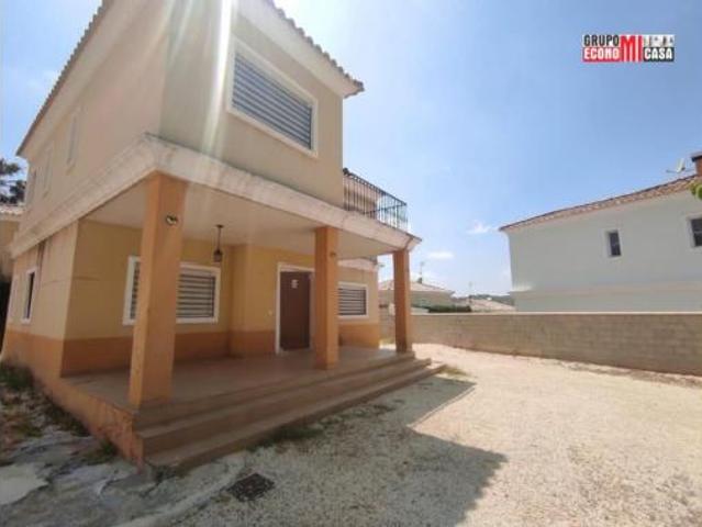 Casa en venta en el Vinalopó Mitjà / El Vinalopó Medio, Valencia