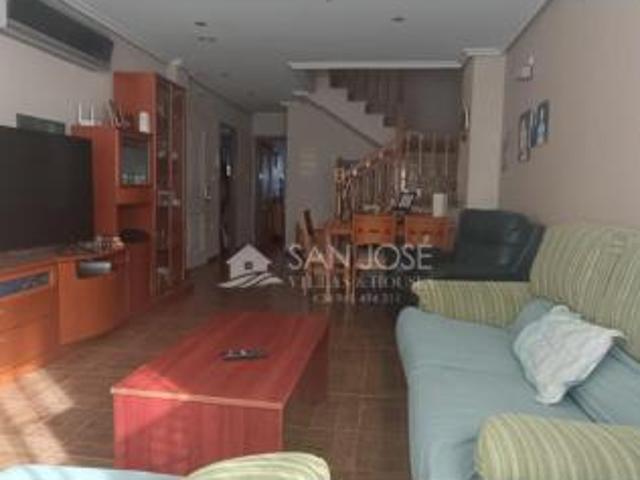 Casa en venta en el Vinalopó Mitjà / El Vinalopó Medio, Valencia