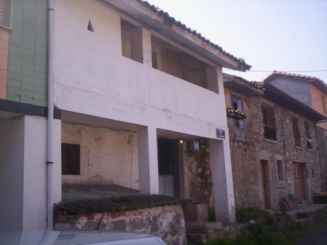 Casa en venta en Aces, Candamo