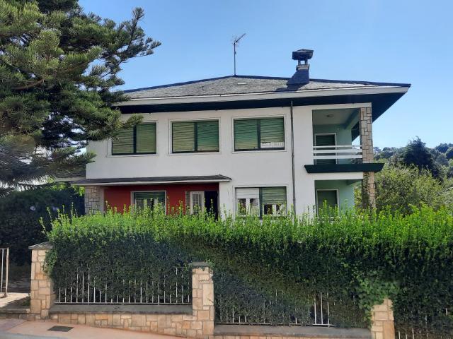 Casa en venta en Navia, Asturias