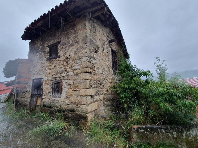 Casa en venta en Aces, Candamo