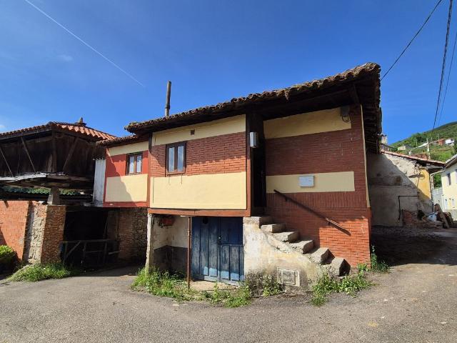 Casa en venta en Salas, Asturias