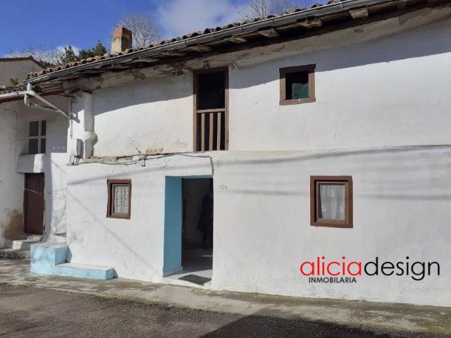 Casa en venta en Sariego, Asturias