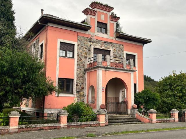 Casa en venta en Candamo, Asturias