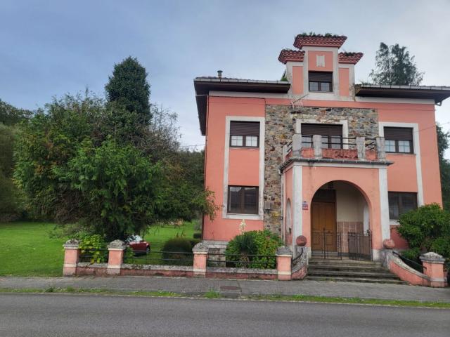 Casa en venta en Grado, Asturias