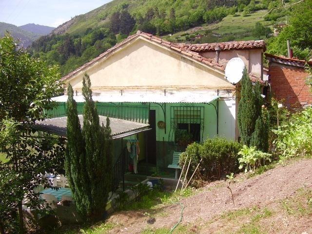 Casa en venta en Belmonte De Miranda, Asturias