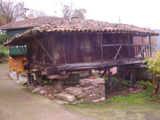 Casa en venta en Aces, Candamo