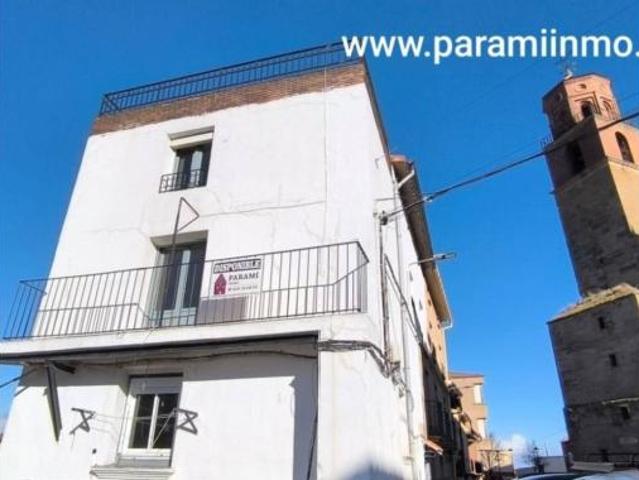 Casa en venta en Ausejo, La Rioja