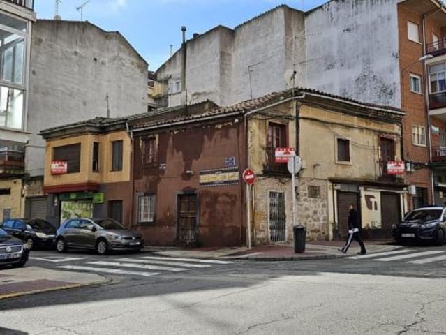 Casa en venta en Ávila, Castilla y León