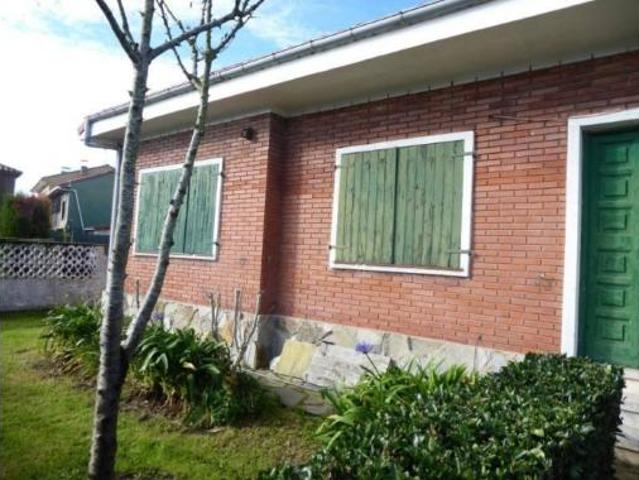 Casa en venta en Avilés, Asturias