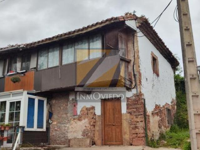 Casa en venta en Piqueros, Avilés
