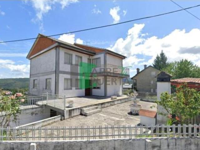 Casa en venta en O Ribeiro, Galicia