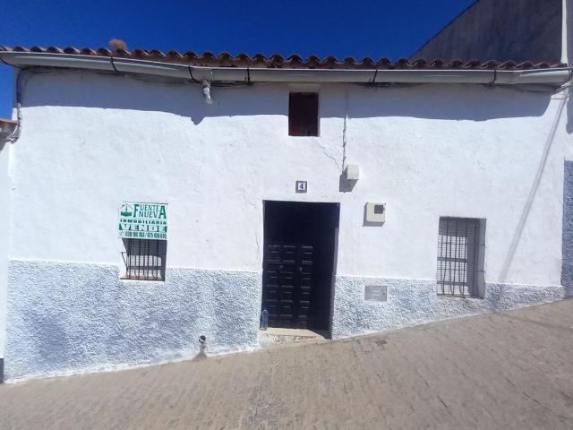 Casa en venta en Segura De León, Extremadura