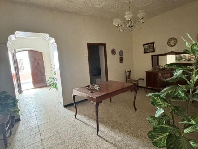 Casa en venta en Azuaga, Extremadura