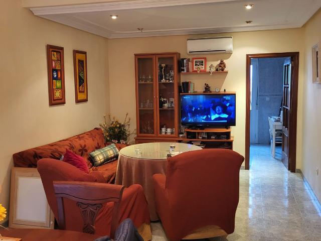 Casa en venta en Azuaga, Badajoz
