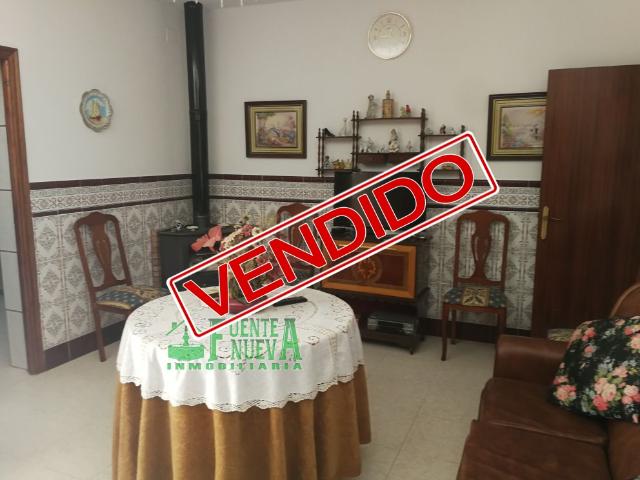 Casa en venta en Bodonal De La Sierra, Badajoz