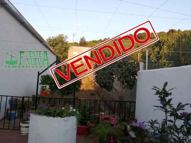 Casa en venta en Fuentes De León, Extremadura