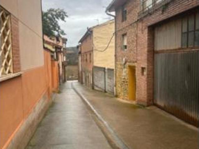 Casa en venta en Badarán, La Rioja